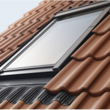 Окна мансардные Velux OPTIMA дерево 66/98 Сумы
